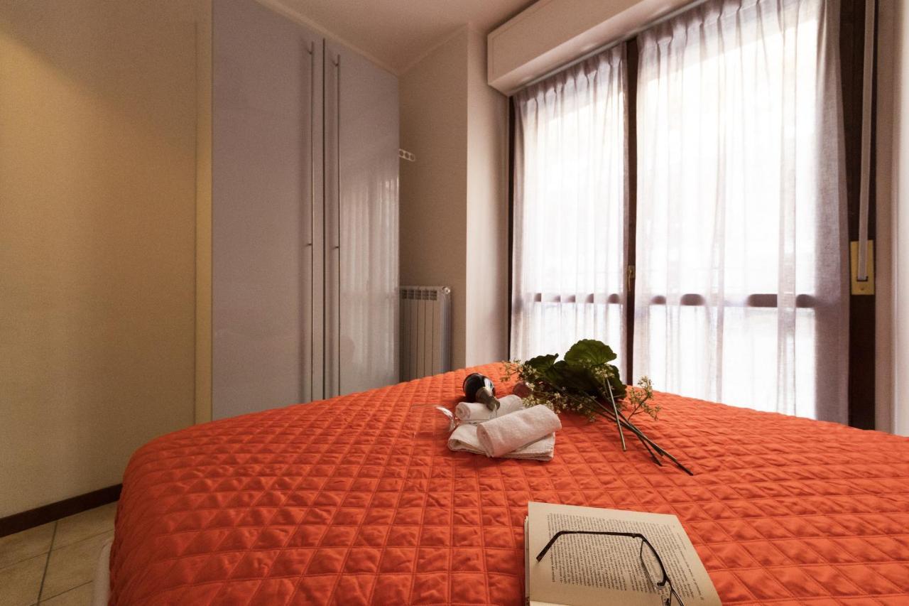 Modern Lakefront 2-Bedroom Apartment Acquaseria エクステリア 写真
